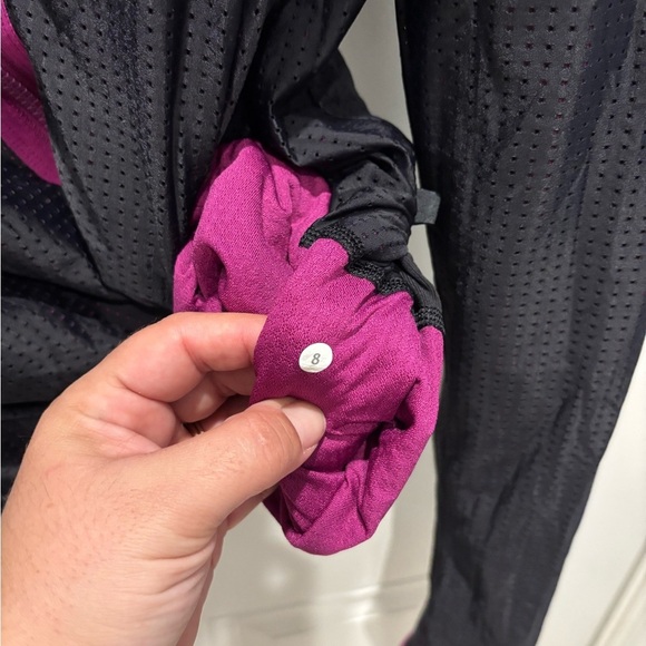 LULULEMON Find Your Bliss Reversible Jacket - Picture 7 of 7